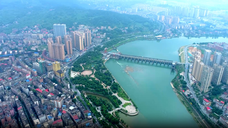 冷水江工业中等专业学校高质量发展纪实