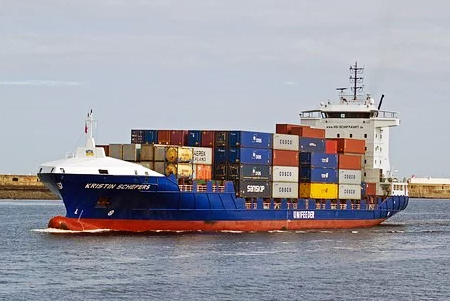 四月中国出口增30.5％贸易顺差重现为16.8亿