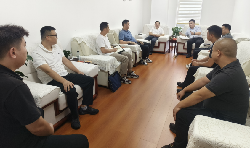 广元发展集团召开退役军人干部职工座谈会