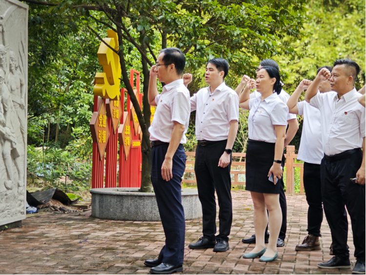 【学党史，温党纪，存敬畏】神湾医院党支部到红色革命教育基地举办党纪学习课堂