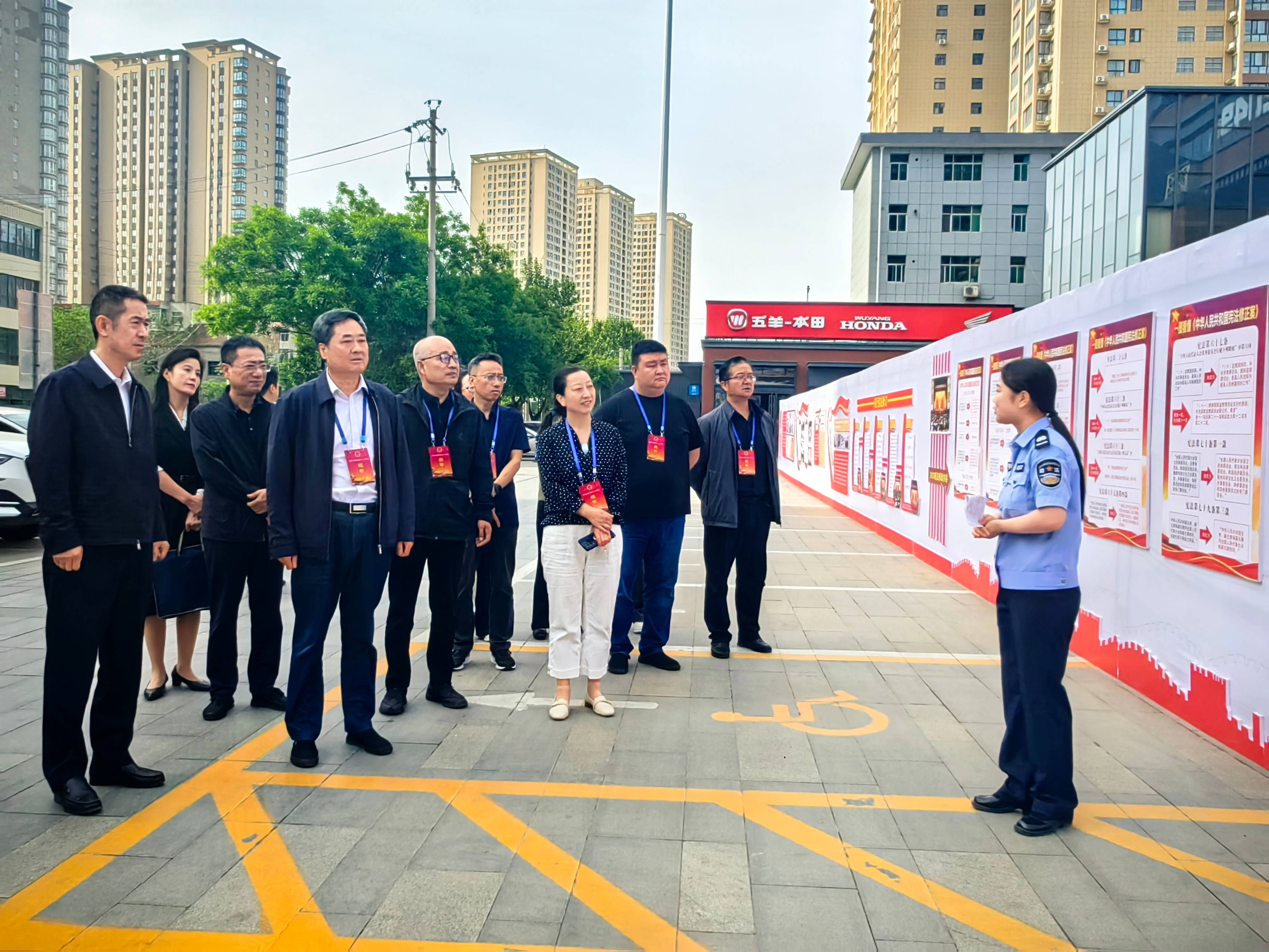 区人大常委会视察全区应急管理体系及 能力建设工作情况