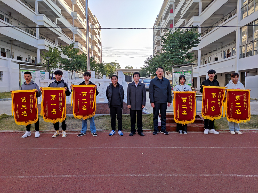 13985b6fd974d696ae55024af65bf476.png 2.png