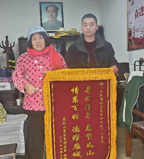 暖心！衡阳公交人爱心接力守护走失孩童