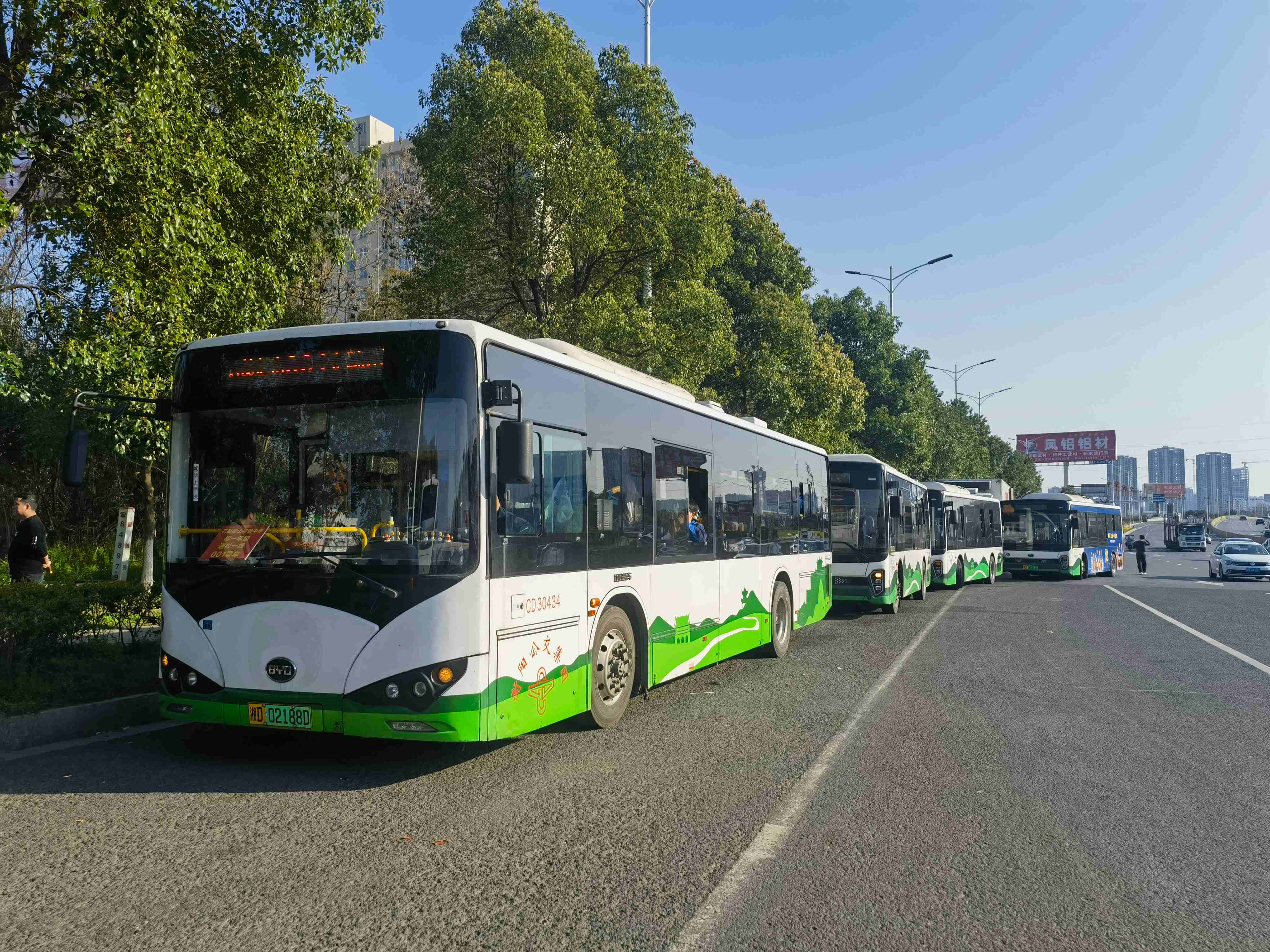 校园定制公交“朋友圈”又扩大了！衡阳公交集团暖心护航学子平安上学路