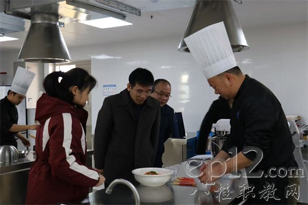 【广西八桂职教网】以赛促教展风采 匠心筑梦砺前行——广西工商技师学院2025年秋季学期教师技能大赛成功举办